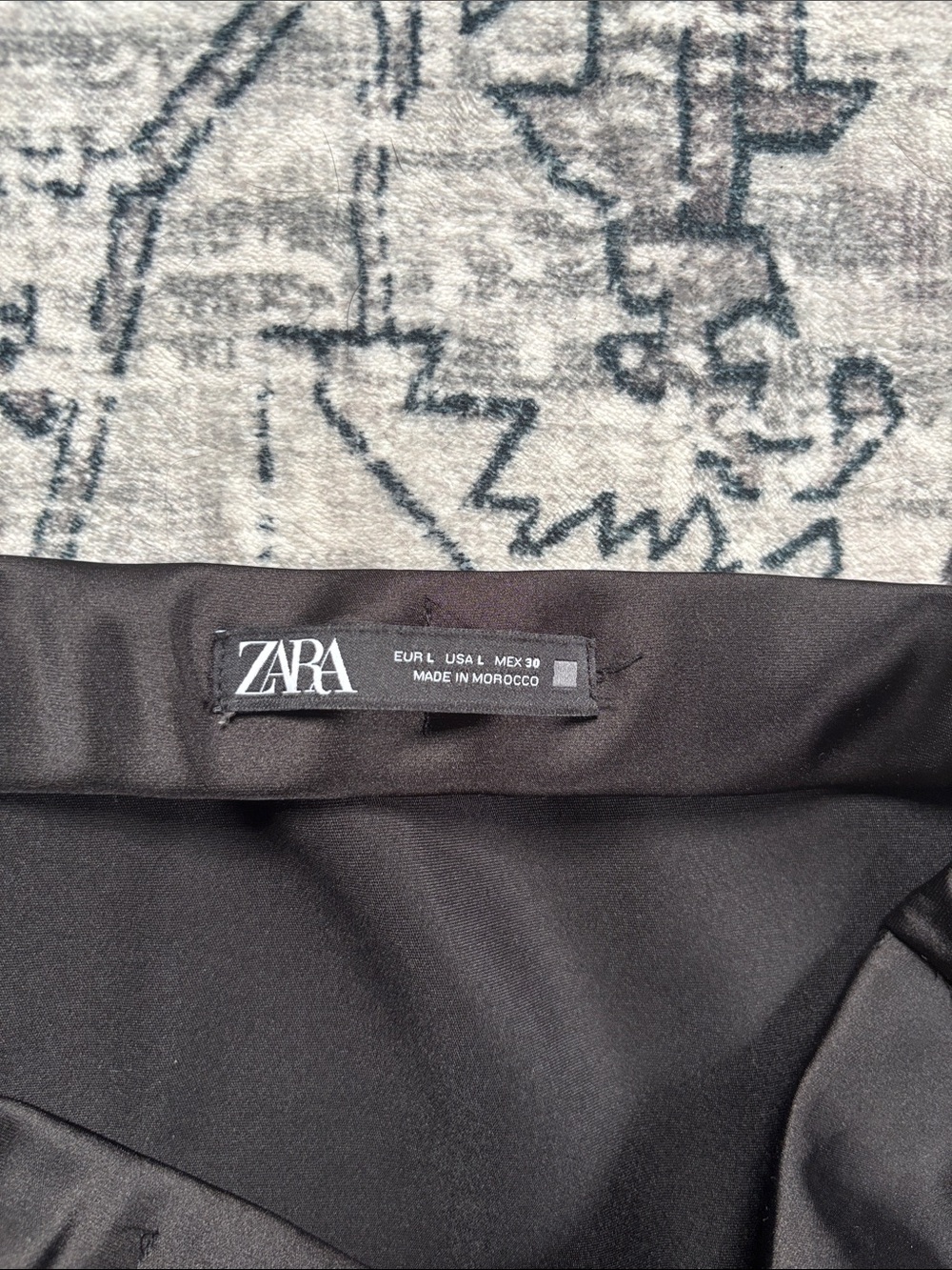 Zara Black Satin Maxi Skirt - Picture 3 of 3